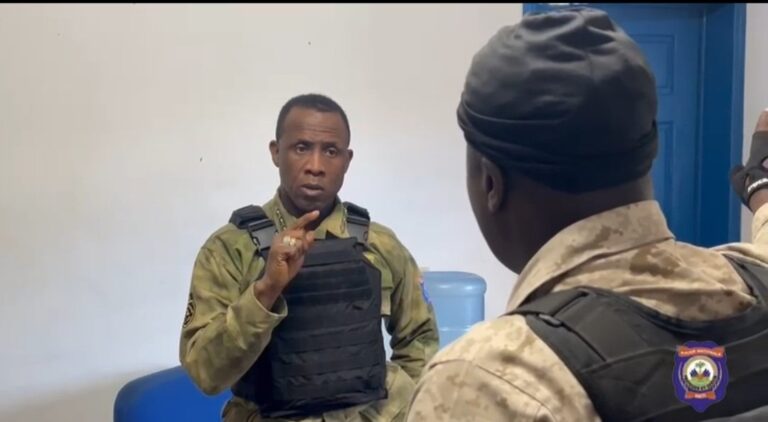 Kenscoff : Le Commandant en chef de la PNH sur le terrain pour traquer les bandits