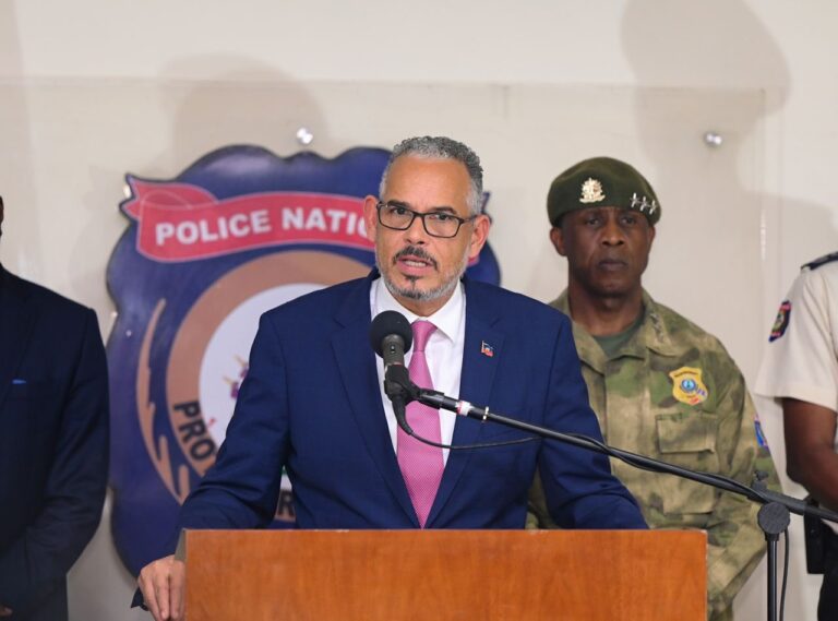 Qui ont failli à leur responsabilité ? Qui doit payer pour cet aveu d’échec ?