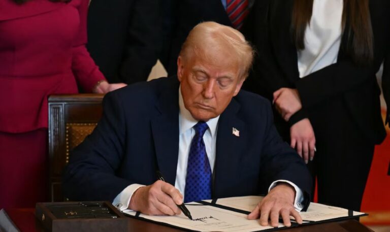 Douze pays, dont Haïti désormais sur une liste noire de Donald Trump