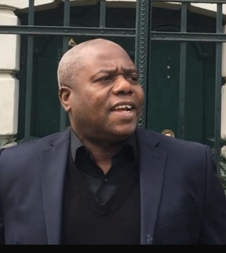 Port-au-Prince ou le pays qui marche sur ses fesses