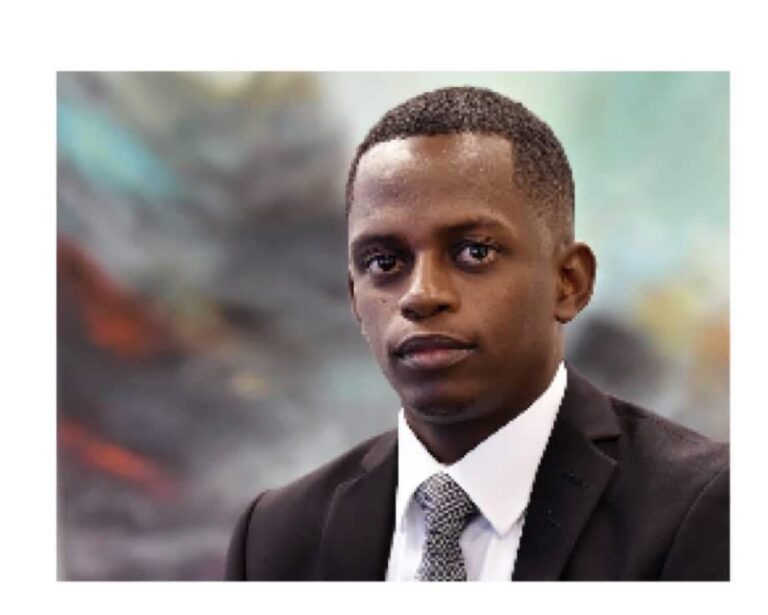 Joverlain Moïse est en train d’achever son papa