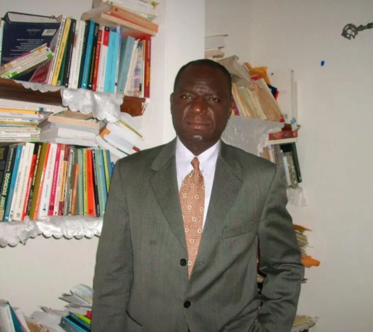 Doctorat /Validation d’expérience et le mésusage d’Honoris causa : une insulte à la pensée scientifique et à l’intelligence collective