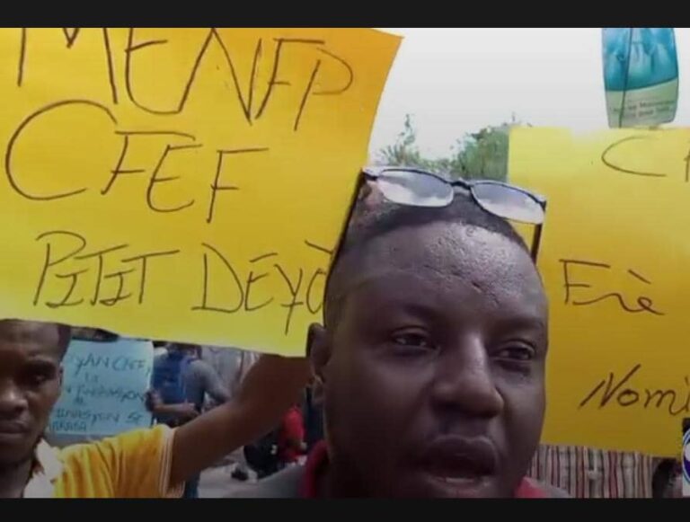 Éducation: Les enseignants stagiaires dénoncent l’inaction du MENFP et réclament leurs nominations