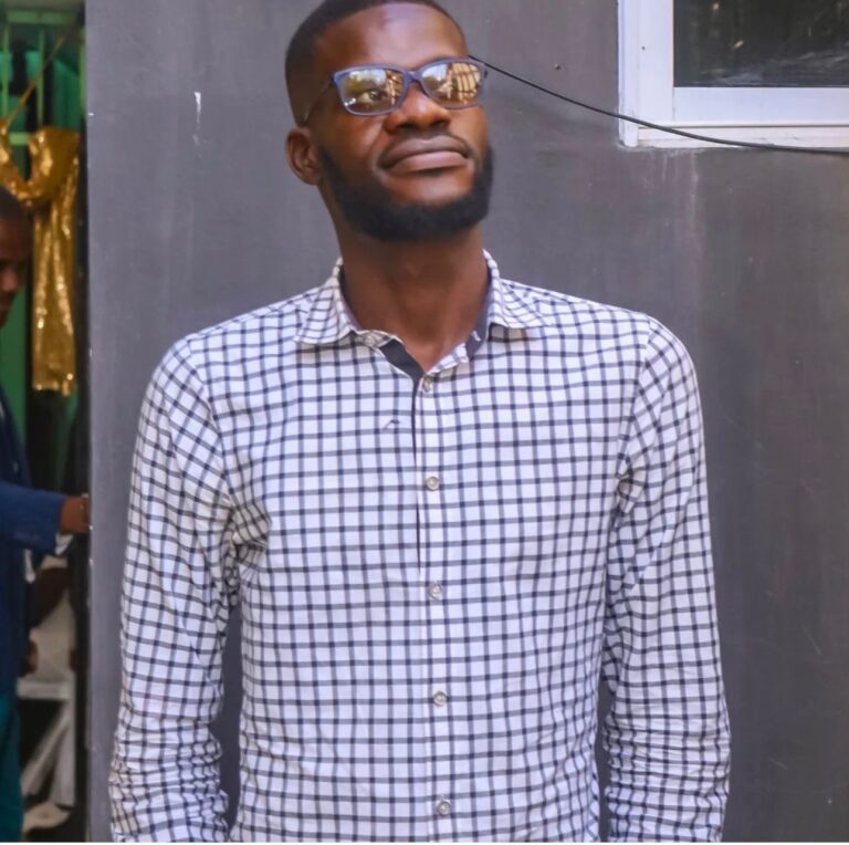 Gauche : une posture politique entre réforme et révolution