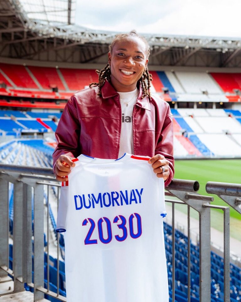 Corventina Dumornay s’engage avec l’OL Féminin jusqu’en 2030