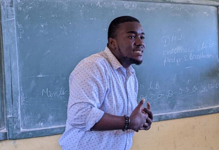 Programme Fulbright TEA aux États-Unis: Frantz Azemar, membre fondateur de Kenbe Kapòw, sélectionné