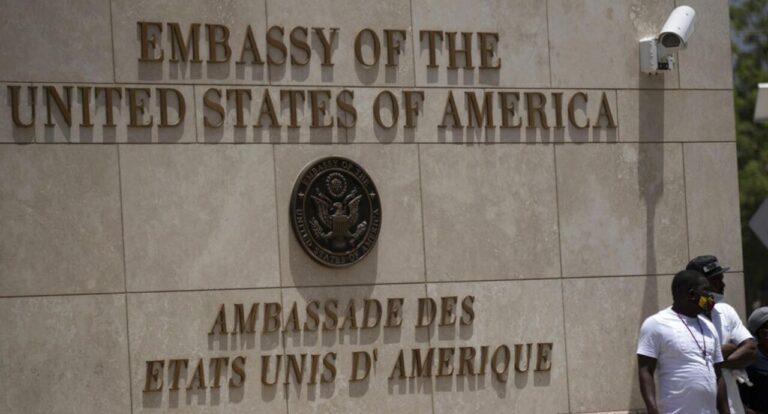 Massacre de Viv Ansanm à Arcahaie: Les États-Unis appellent à une réponse proportionnelle ferme et concertée