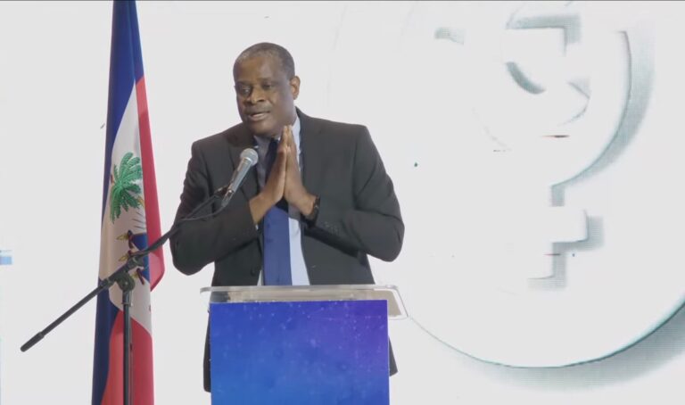 La classe moyenne haïtienne serait réduite à 2 % de la population aujourd’hui, « faute de modernité ».