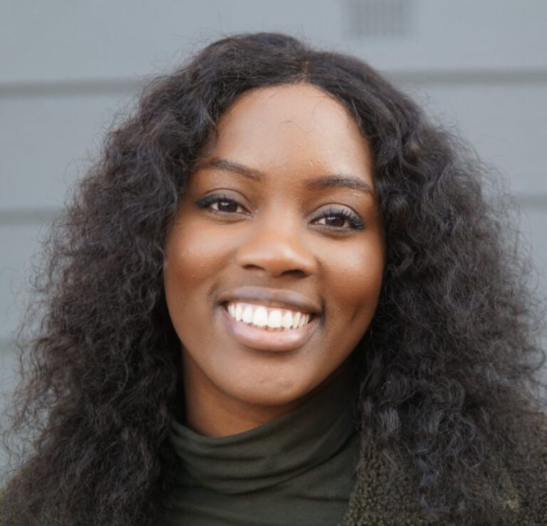 L’IA convertit ses poèmes en succès musicaux : la poétesse Telisha Jones signe un contrat de plusieurs millions de dollars