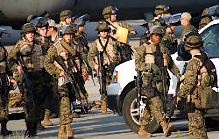 Déploiement d’un nouveau contingent de Marines pour sécuriser l’ambassade américaine en Haïti