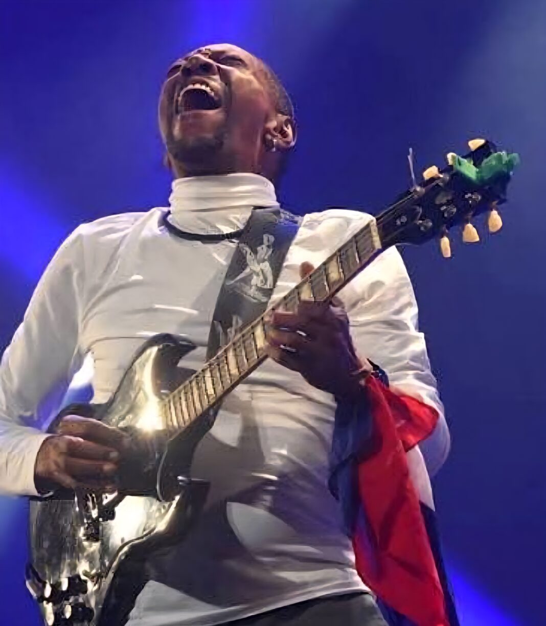 Je vous salue, Monsieur André Pasquet. Je vous salue, Dadou.