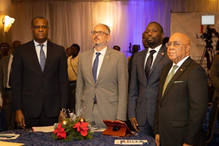 Le ministère du commerce lance le service de la carte d&rsquo;identité professionnelle digitalisée