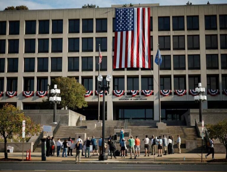 États-Unis–Économie: Entre chômage en hausse et inflation persistante, Donald Trump sous la selette