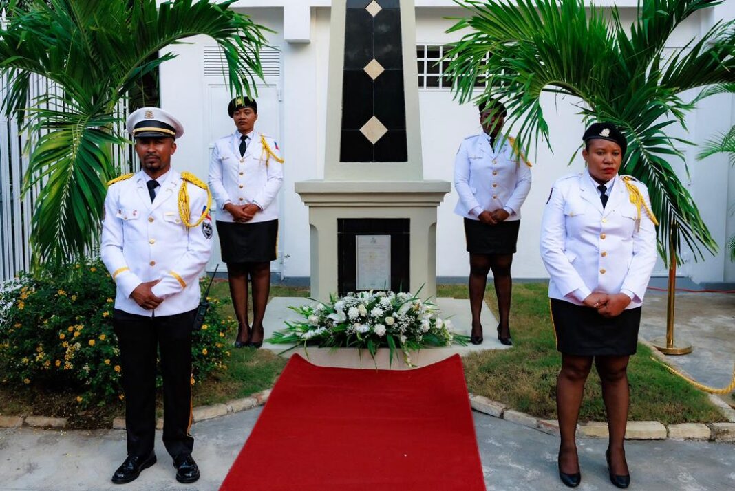 Le tremblement de terre du 12 janvier 2010 aurait été provoqué, selon MEDIC Haïti et le Mouvement Point Final
