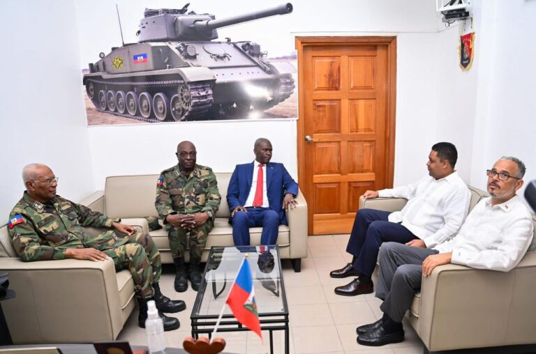 Vers la reconquête du territoire national, le pouvoir se dit en croisade contre les gangs