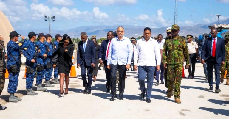 Insécurité persistante et crise de gouvernance : l’exécutif visite la base de la FRG