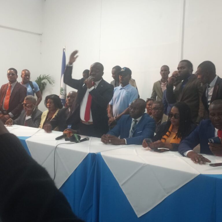 DE LA COMÉDIE SUR LA SCÈNE POLITIQUE HAÏTIENNE