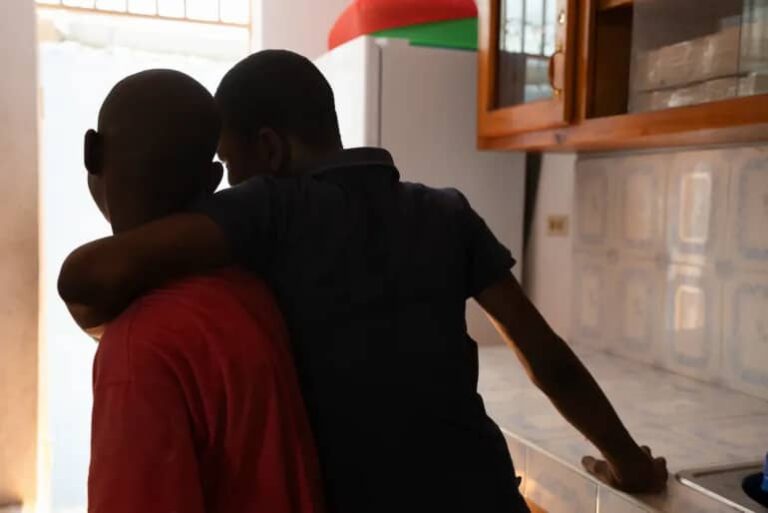 Le recrutement des enfants par les gangs a triplé en un an, alerte l’UNICEF