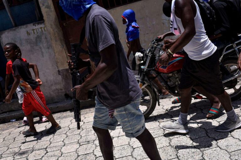 Recrutement d’enfants par des groupes armés : l’UNICEF alerte sur une aggravation inquiétante de la situation