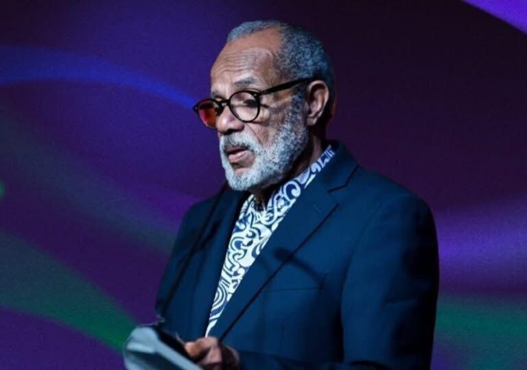 𝐇𝐚𝐢̈𝐭𝐢 𝐞𝐬𝐭 𝐫𝐢𝐜𝐡𝐞 𝐞𝐧 𝐡𝐨𝐦𝐦𝐞𝐬 𝐞𝐭 𝐟𝐞𝐦𝐦𝐞𝐬 𝐝𝐚𝐧𝐬 𝐥’𝐄́𝐭𝐚𝐭, 𝐦𝐚𝐢𝐬 𝐩𝐚𝐮𝐯𝐫𝐞 𝐞𝐧 𝐡𝐨𝐦𝐦𝐞𝐬 𝐞𝐭 𝐟𝐞𝐦𝐦𝐞𝐬 𝐝’𝐄́𝐭𝐚𝐭.