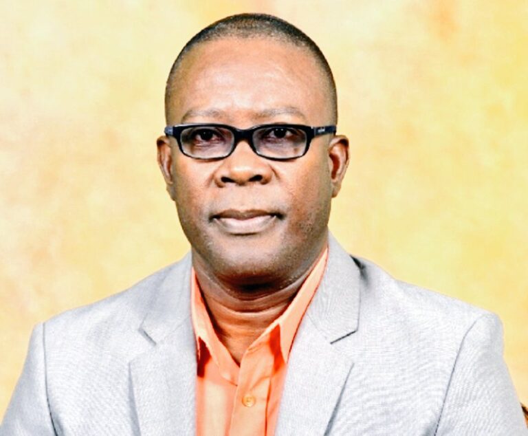 Portrait : Yves ROBLIN, à la direction générale du MENFP, un homme de carrière ancrée dans le système