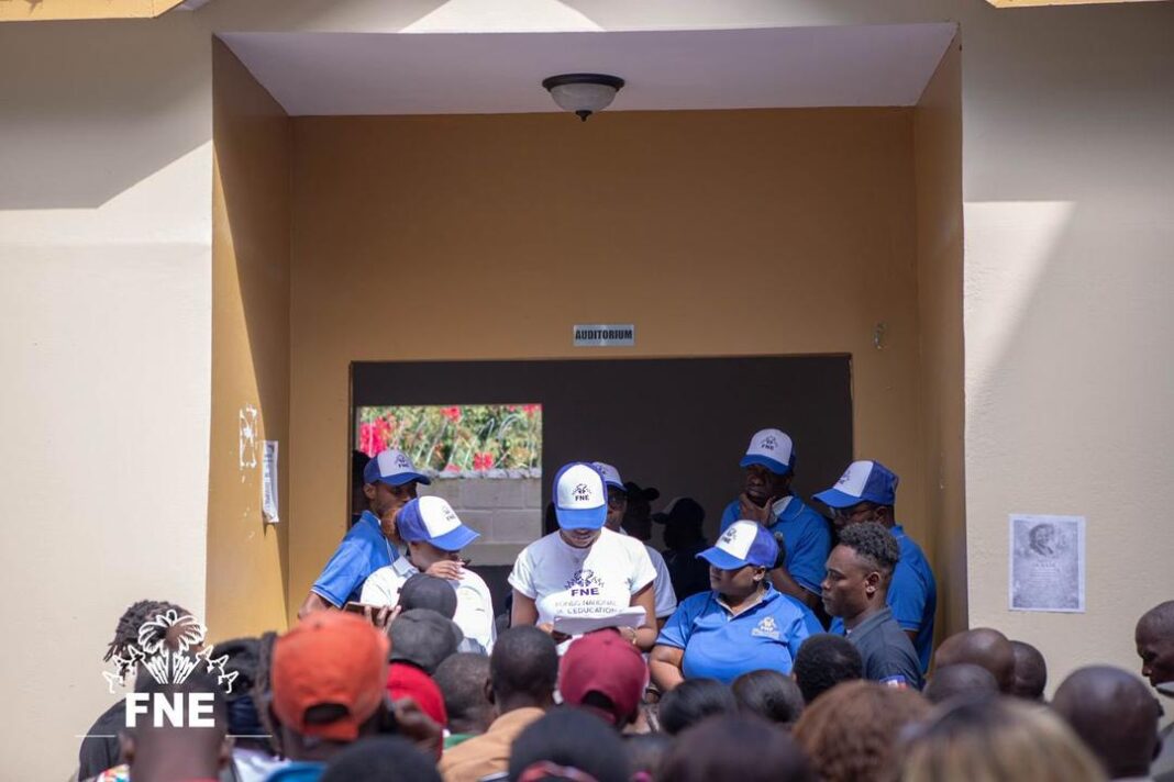 Subvention scolaire 2025-2026 : le Fonds National de l’Éducation remet un troisième lot de 318 chèques