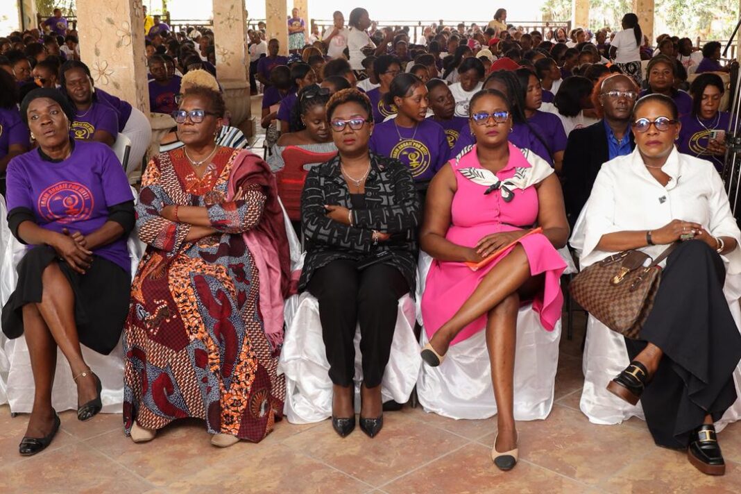 L’organisation «Fanm Angaje» distingue l’ex ministre Émmelie Prochète Milcé